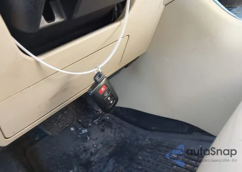 2015 Toyota Highlander Xle V6 z USA, uszkodzony, nr VIN 5TDJKRFH3FS111132